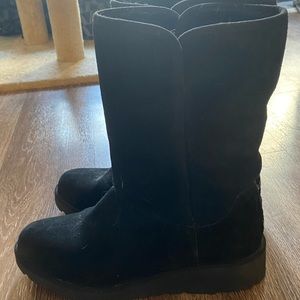 Ugg Kristin wedge size 8